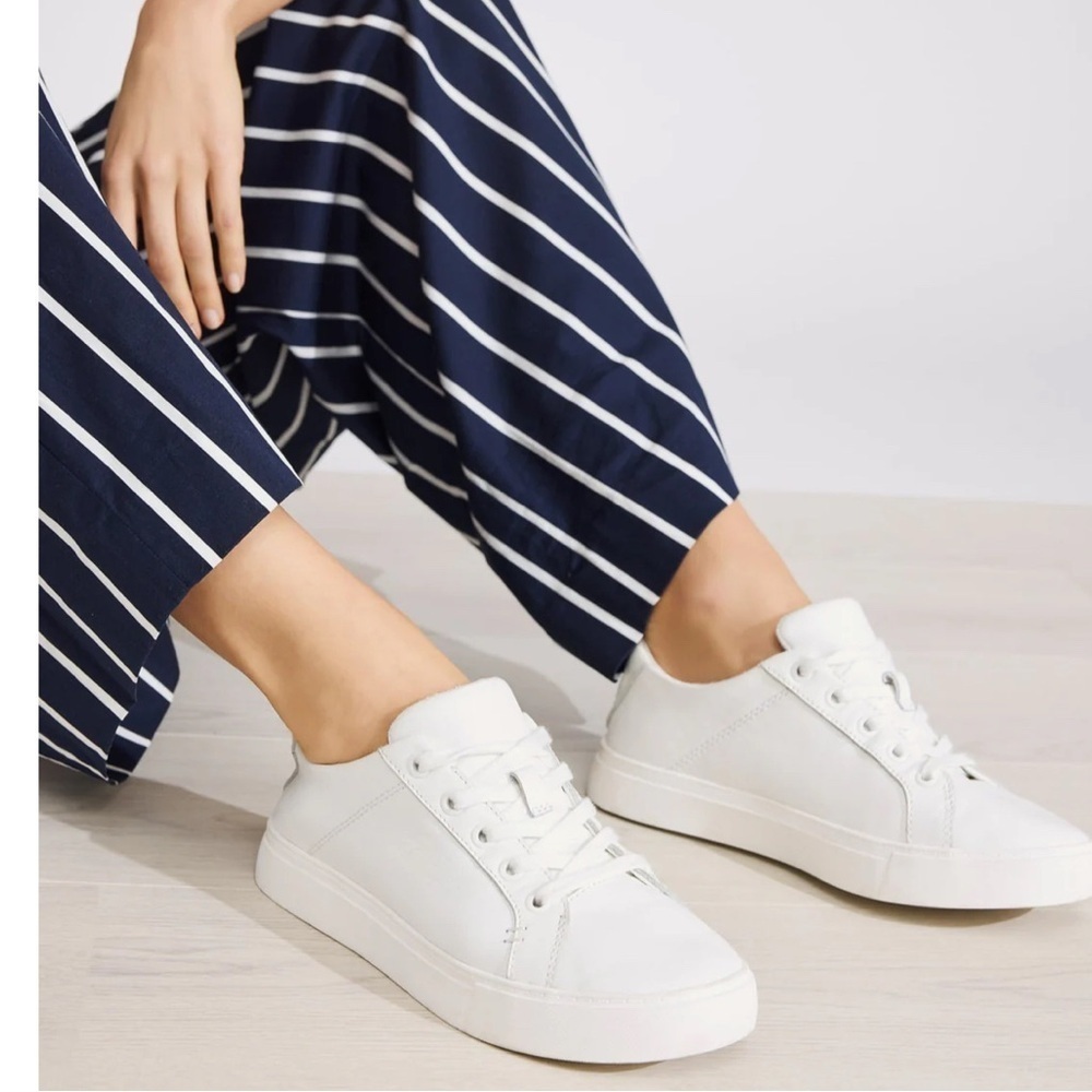 TOMS WOMENS Kameron Lace-Up Sneaker SIZE 6